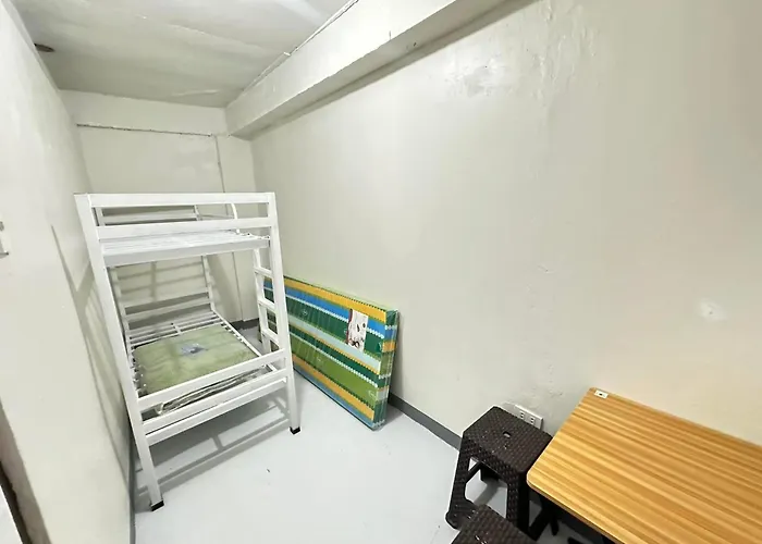 Near At Vluna Medical Center Kalayaan Avenue, Philippine Heart Center, East Avenue Medical Hospital, Quezon Manila